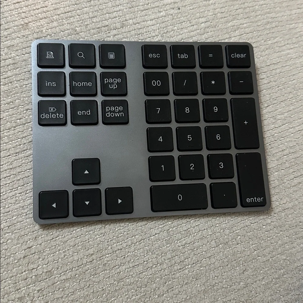 Apple Magic Keyboard - Picture 3 of 5